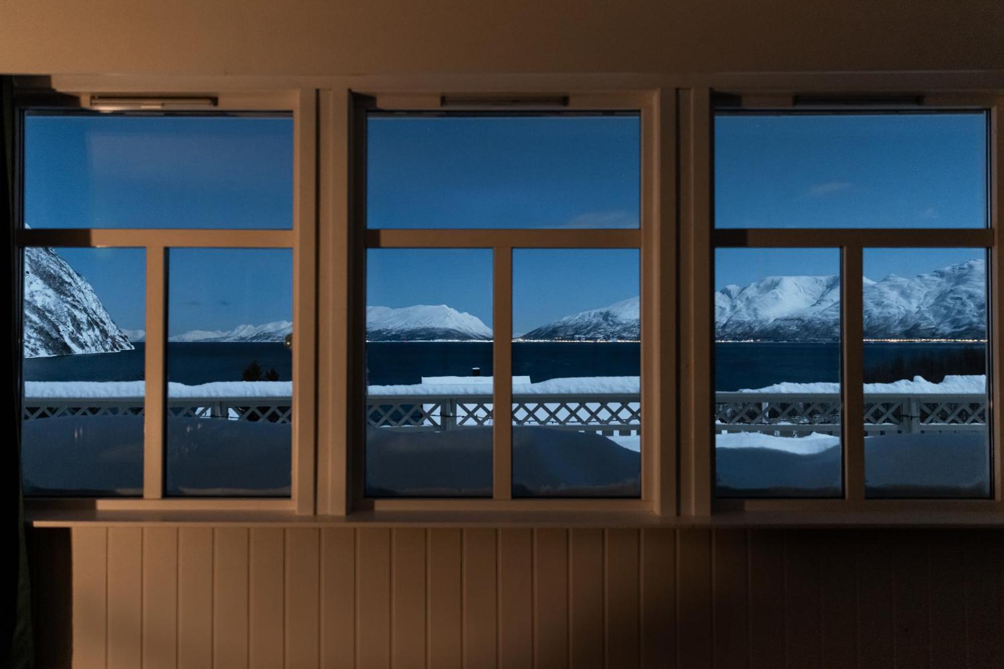 Lyngen Aurora House Villa Koppangen Екстериор снимка